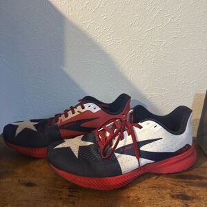 Brooks Launch 8 Texas Flag Running Shoes Men’s 9 / Women’s 10.5 Great Condition